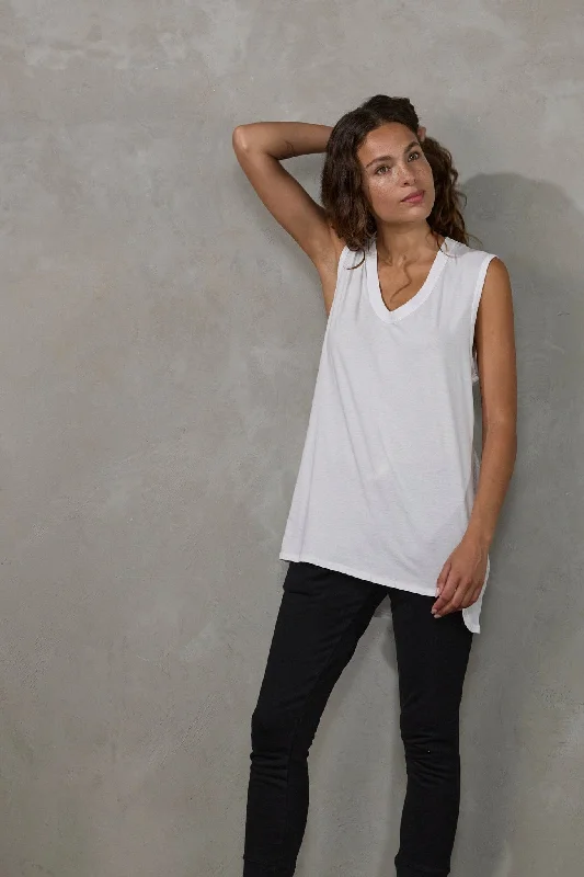 Women's Blouse with Low CollarPerfecto Tank White