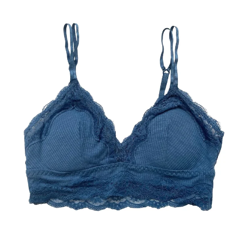 seamless bra with moisture-wicking fabricDenim Blue Floral Lace Ribbed Bralette