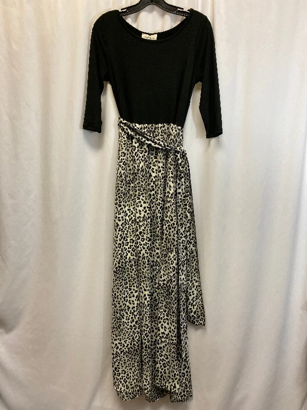 Women's Ruffled DressesDress Casual Maxi By Clothes Mentor In Animal Print, Size: S