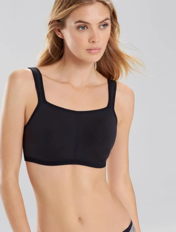 mastectomy form-fitting braNatori Yogi Sports Bra