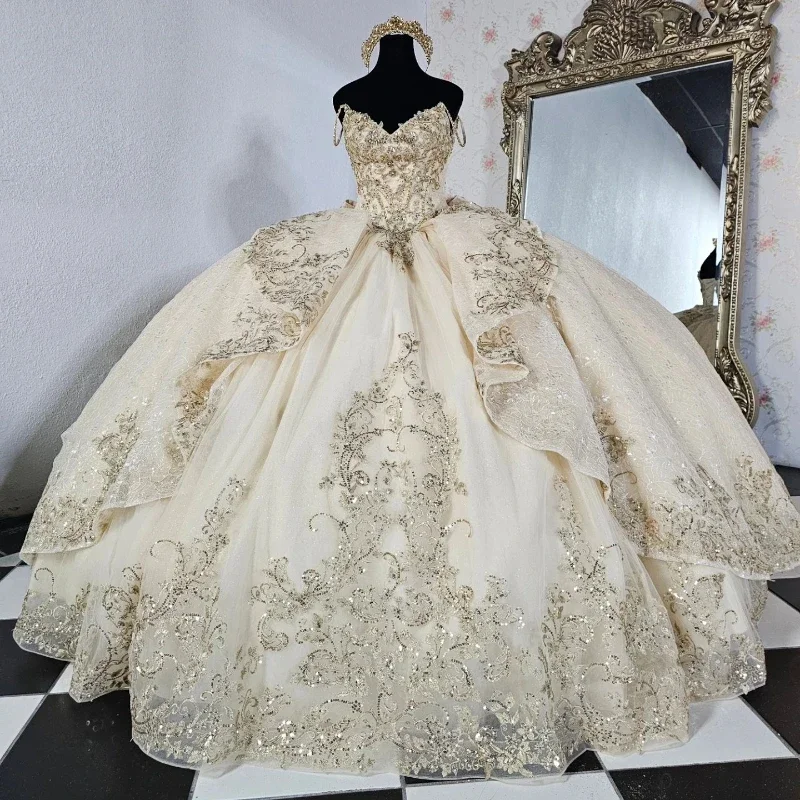 Women's Boat-Back DressesLight Champagne Quinceanera Dresses Off the Shoulder Lace Applique Tulle Ball Gown Birthday Party Sweet 16 Vestidos De 15 Anos