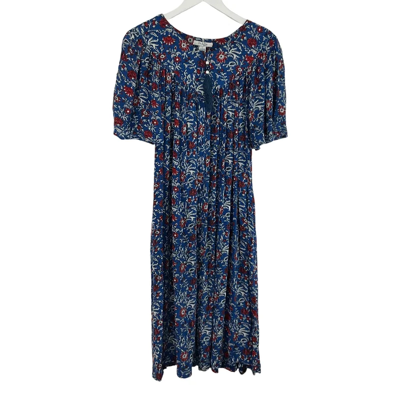 Women's Rounded Collar DressesDress Casual Maxi By Clothes Mentor In Blue, Size: S